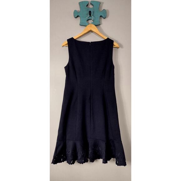 TALBOTS Sleeveless Flounce Dress Stretch Floral Trim Navy Size 8 - Picture 13 of 16